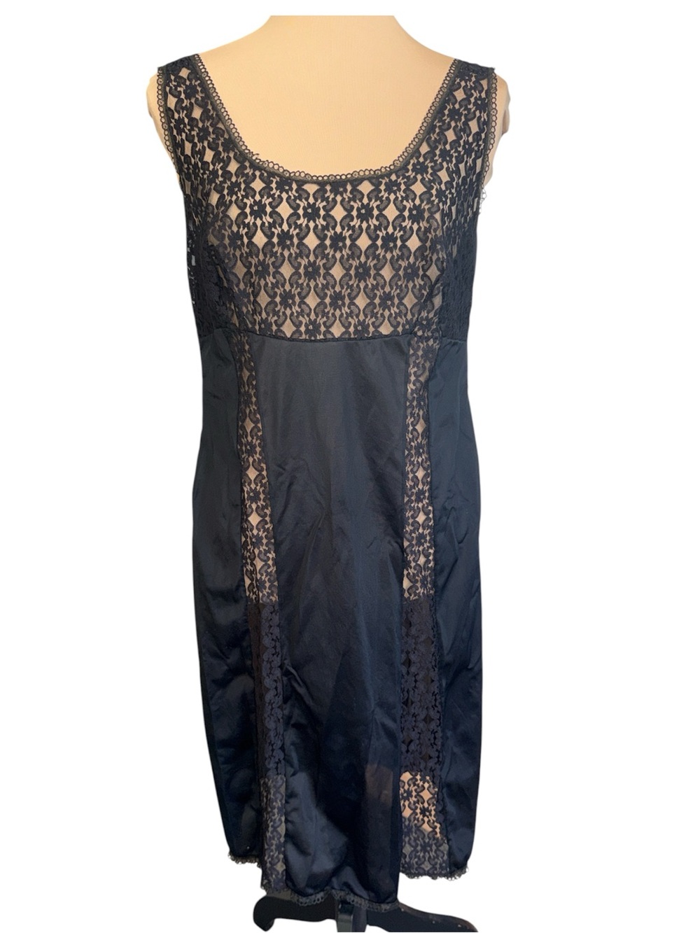 Vintage Schiesser S-Line Nylsuisse Black Lace Full Slip Dress Size 48